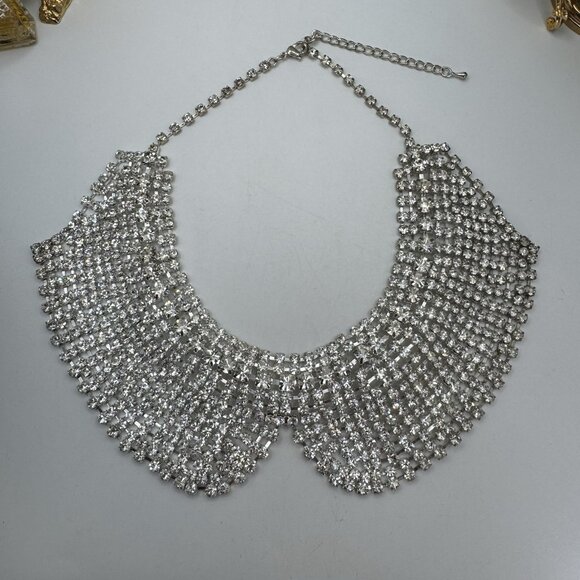 Stunning Runway Caviness Bright Rhinestone Collar Bib Necklace Choker - Picture 7 of 7